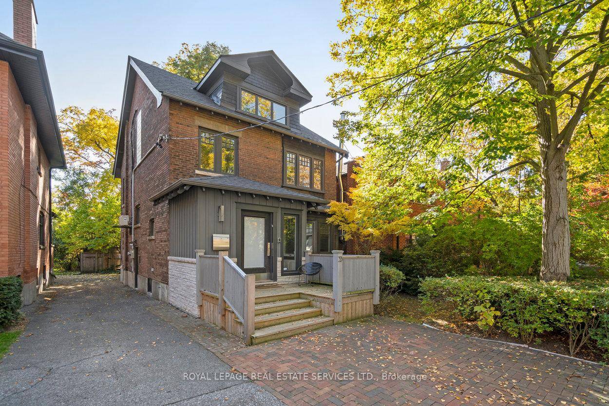 Welcome to an exceptional residence in the heart of Wychwood, one of midtown's most coveted neighborhoods !