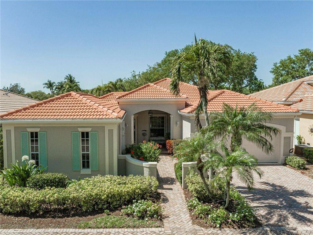 Old Orchid, Vero Beach ! Perfectly situated between the Indian River, Jungle Trail, majestic Atlantic Ocean pristine beaches just minutes to Sebastian Inlet, this former Bimini 3 2 model home ...