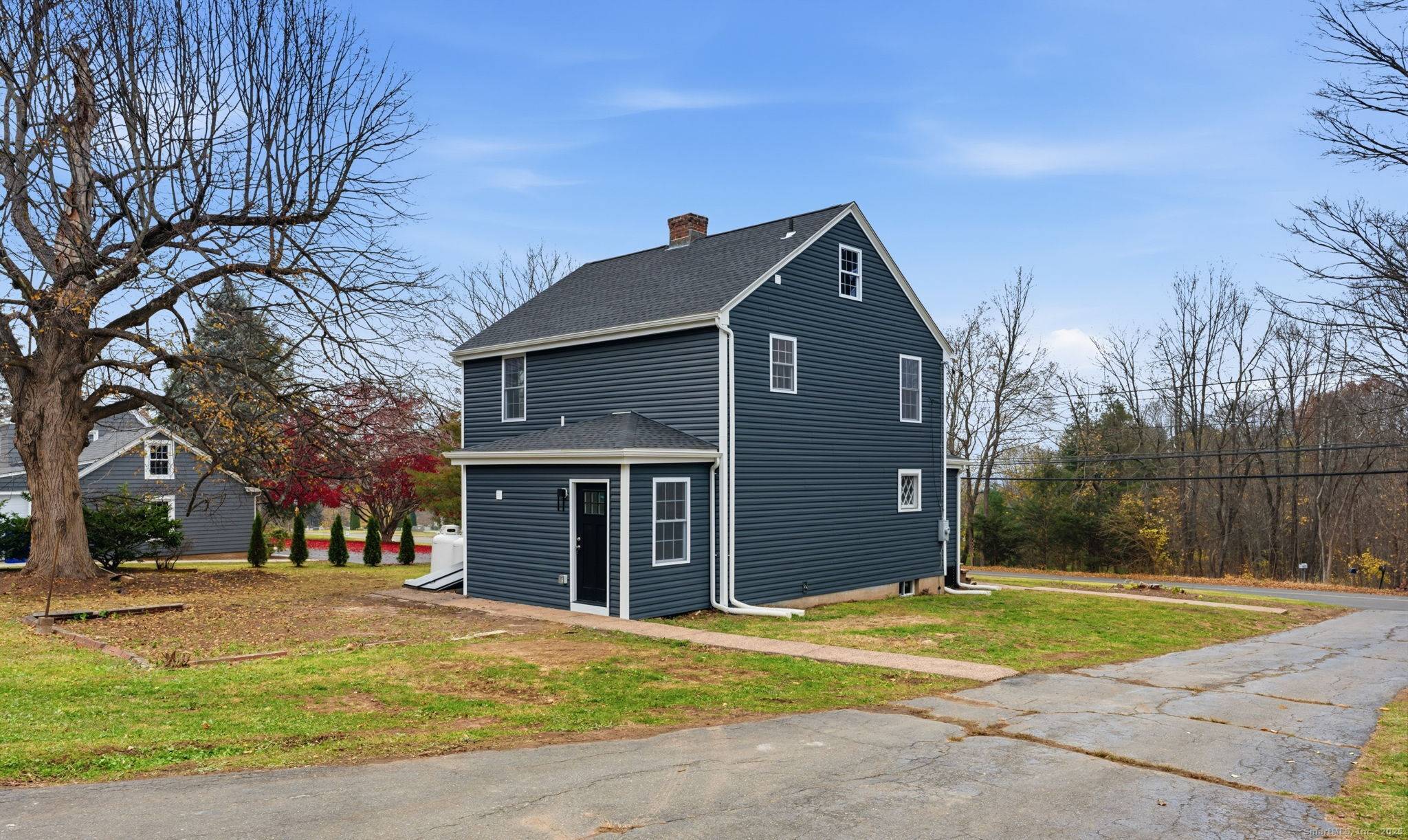 Welcome home to this stunning fully renovated 3 bed 2 full bath property, offering modern comfort and exceptional craftsmanship throughout.