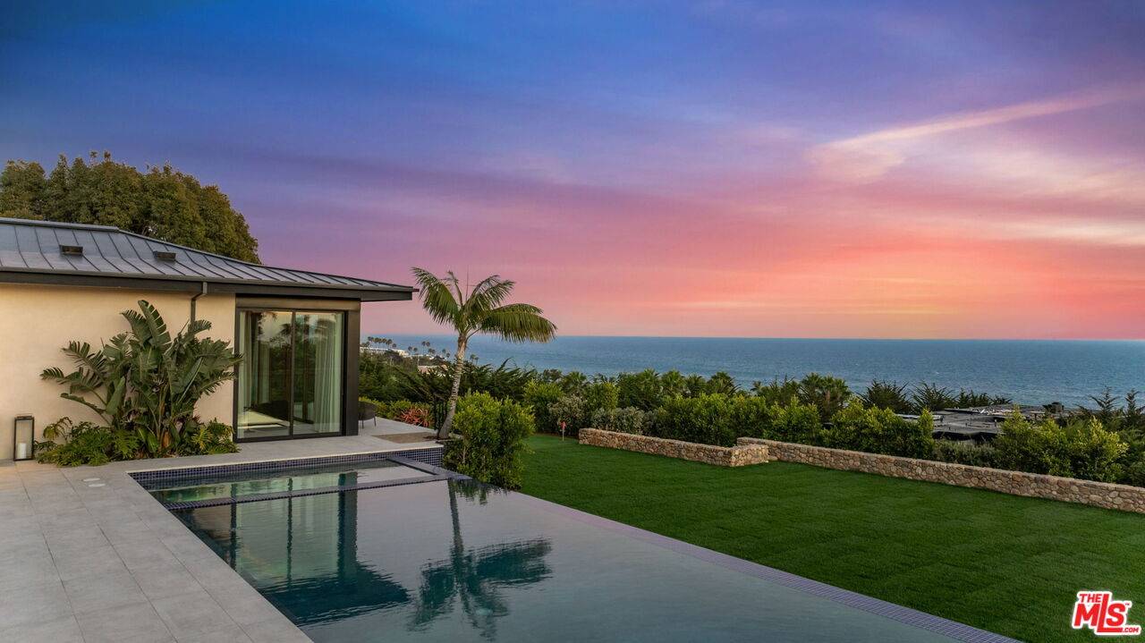 11809 Ellice St 6BR Malibu La