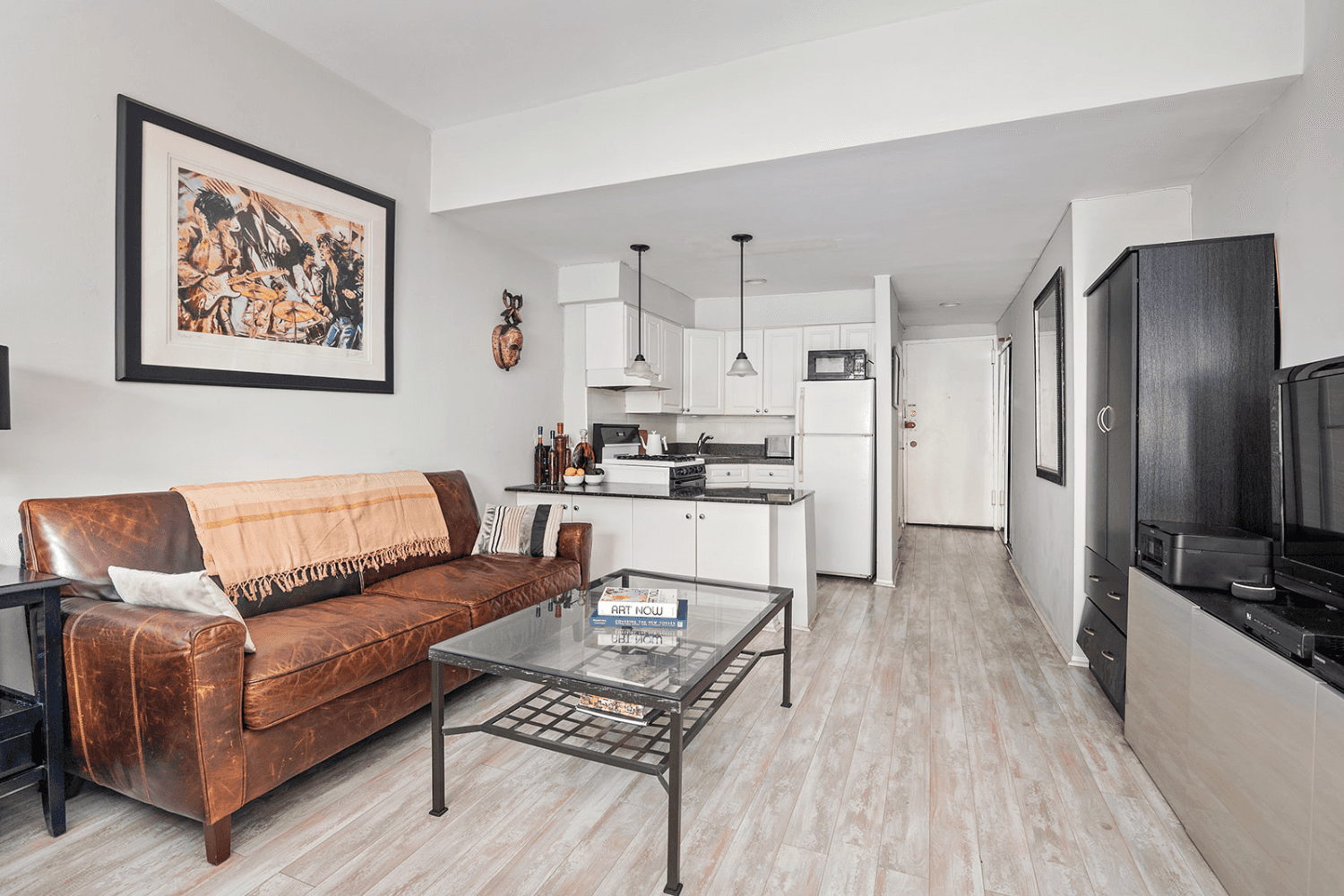 Greenwich Village gem offering comfort and charm in the heart of one of the city's most iconic neighborhoods !
