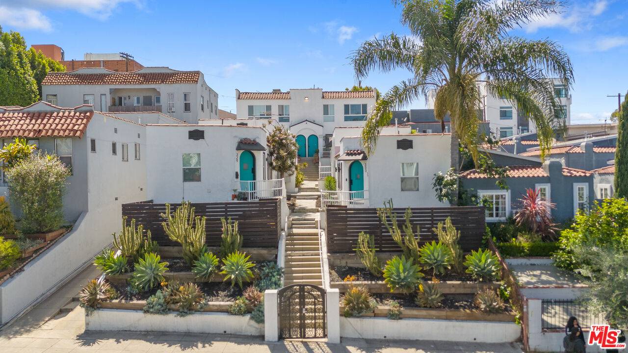 329  N Alexandria Ave 9BR Mid Wilshire La