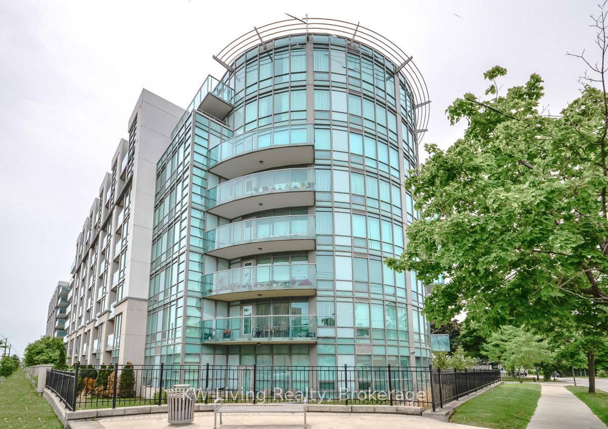 Welcome to this beautifully designed, bright, spacious and well laid out 645 sq.