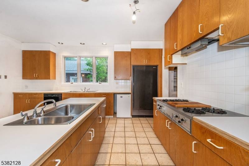 Restore Reinvent Recapture the essence of 23 Prospect Terrace, in Montclair, NJ.