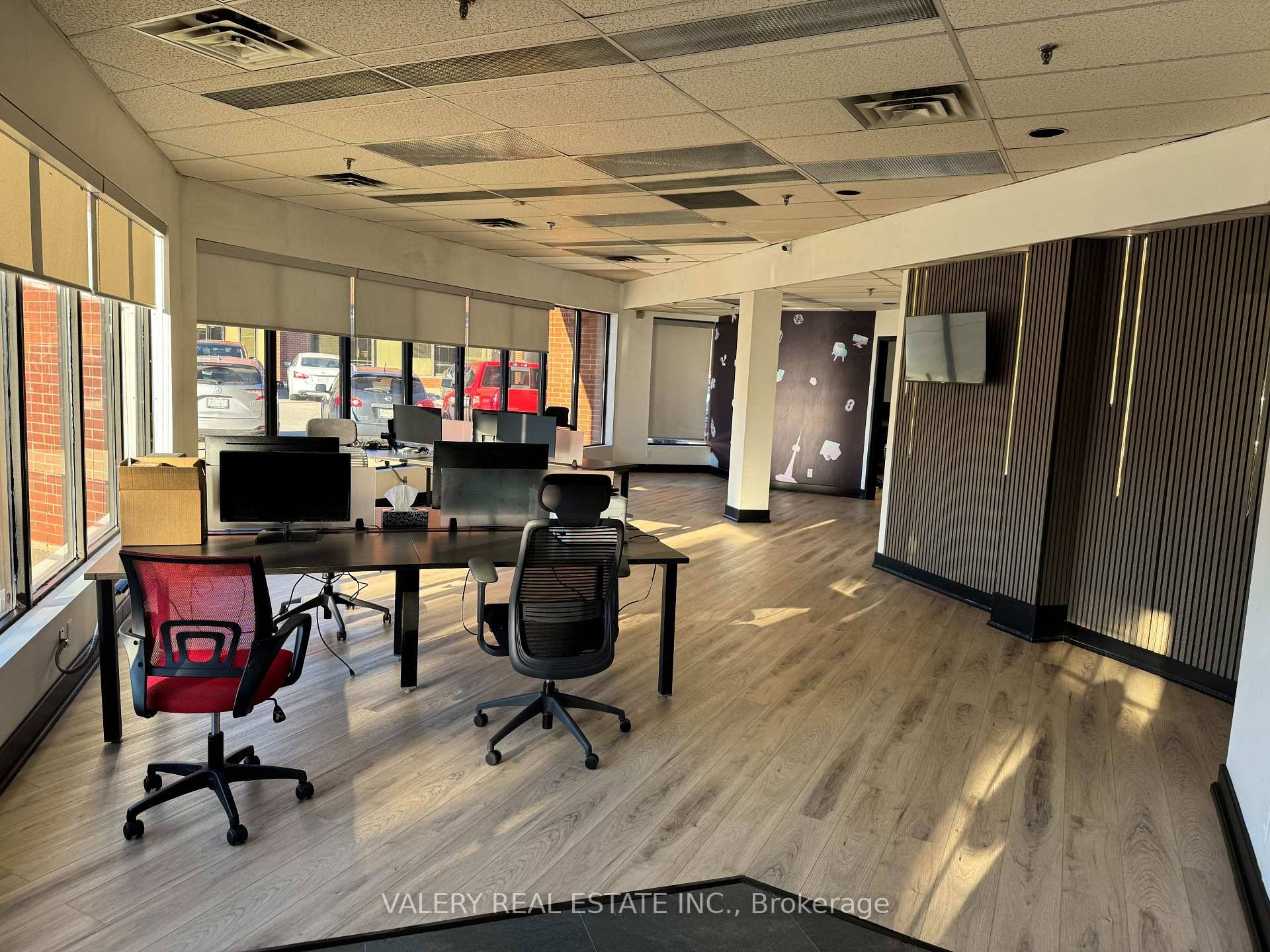 390 Edgeley Boulevard 18, Vaughan, ON L4K 3Z6