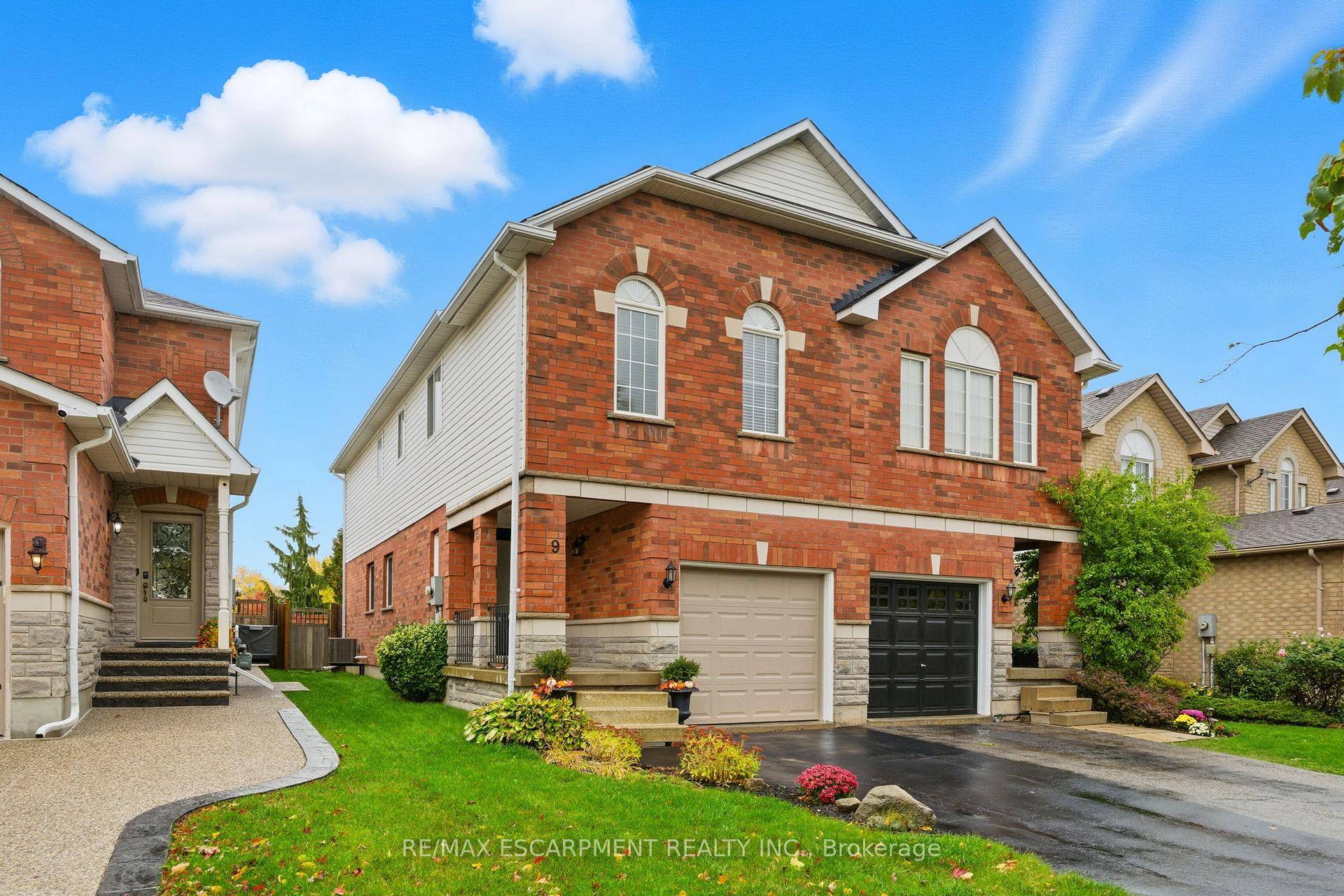 Welcome to this beautifully updated three bedroom semi detached home in West Waterdown, perfectly located near the Bruce Trail, parks, schools, shops, and great local restaurants.