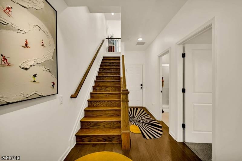 Welcome to this beautifully upgraded smart home !