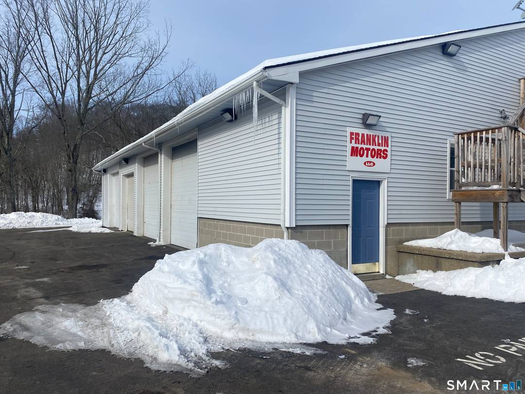 High visibility commercial opportunity on busy Route 32 in Franklin !