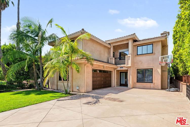 419  N Laurel Ave 6BR Beverly Grove La