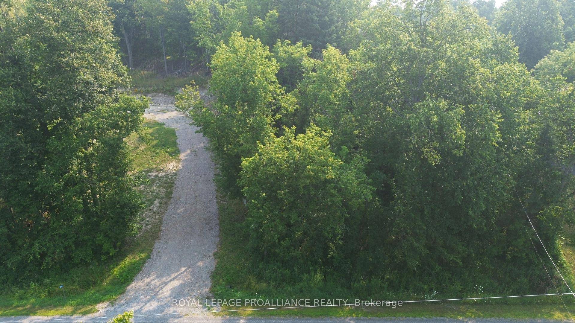 Discover the perfect blend of privacy and convenience with this beautiful 5.