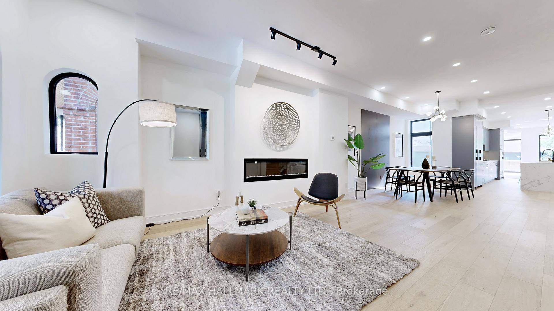 Be The Envy Of The City Own A Fully Renovated, Red Brick Victorian Masterpiece Right In Front Of Trinity Bellwoods Park !