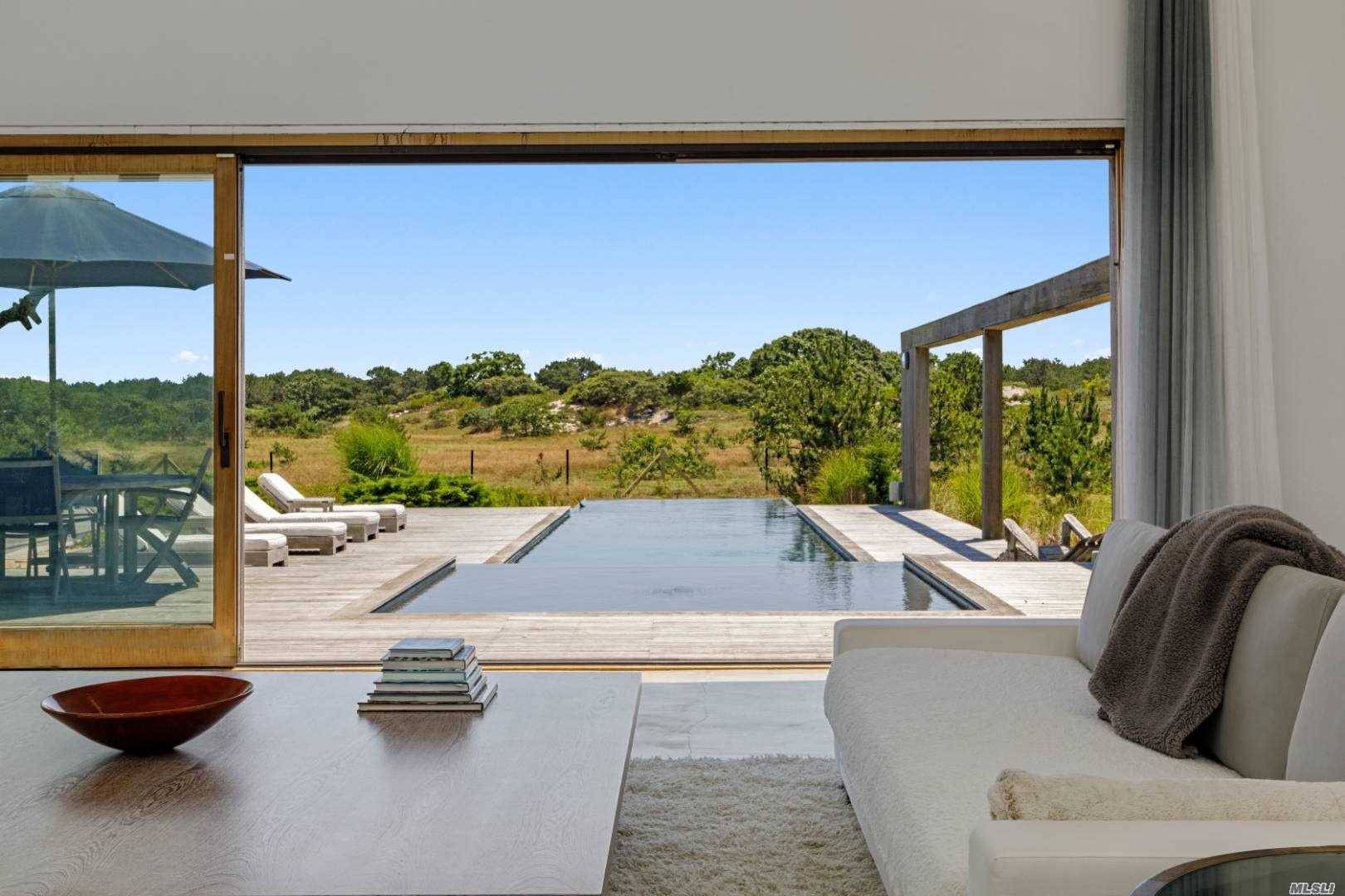 A private, light filled haven with stunning views !