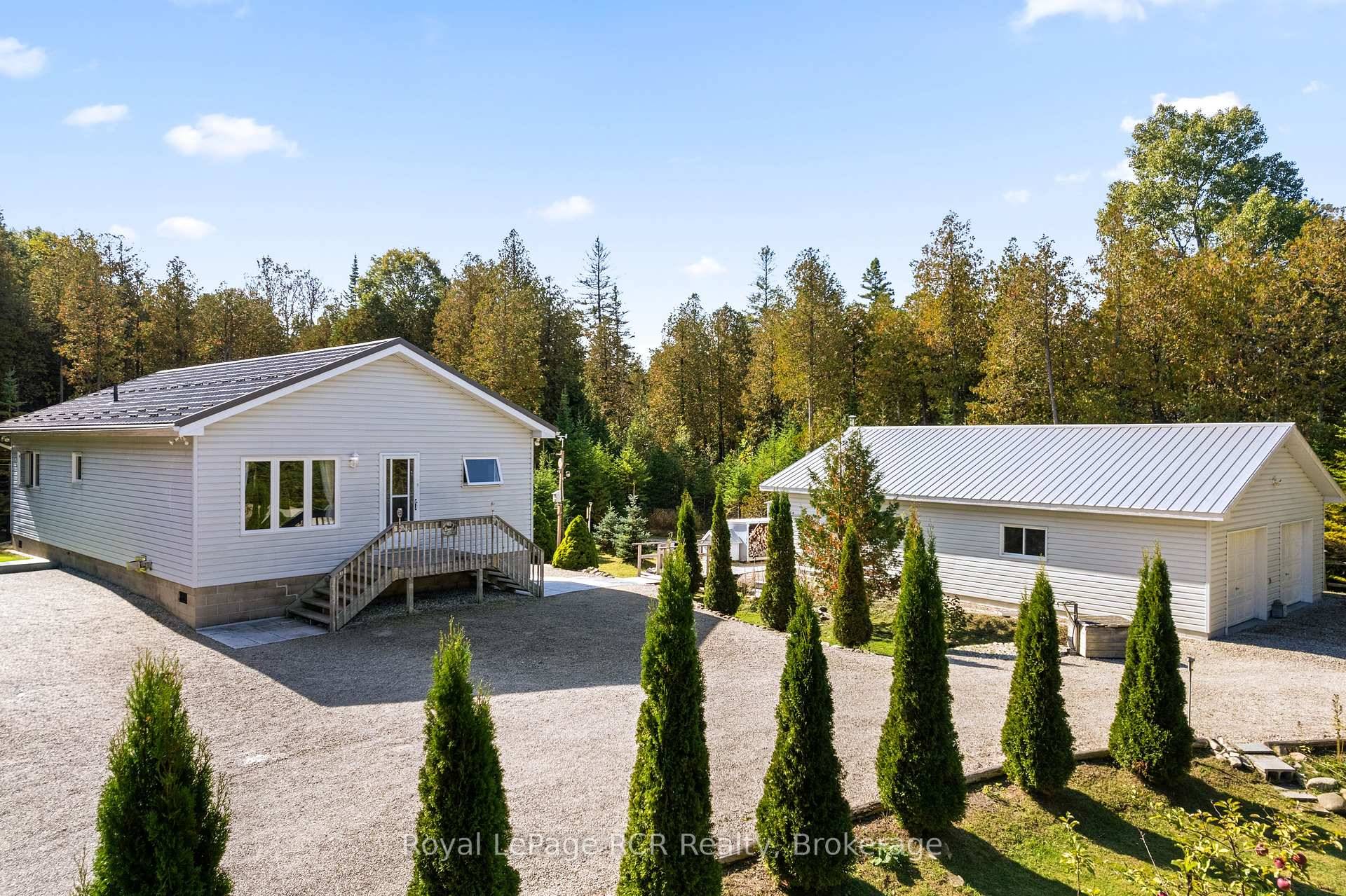 Your very own Peace of the fabulous Bruce Peninsula Paradise.