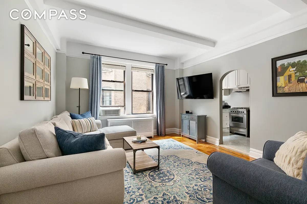 Welcome home to this oversized and impeccably maintained prewar one bedroom.