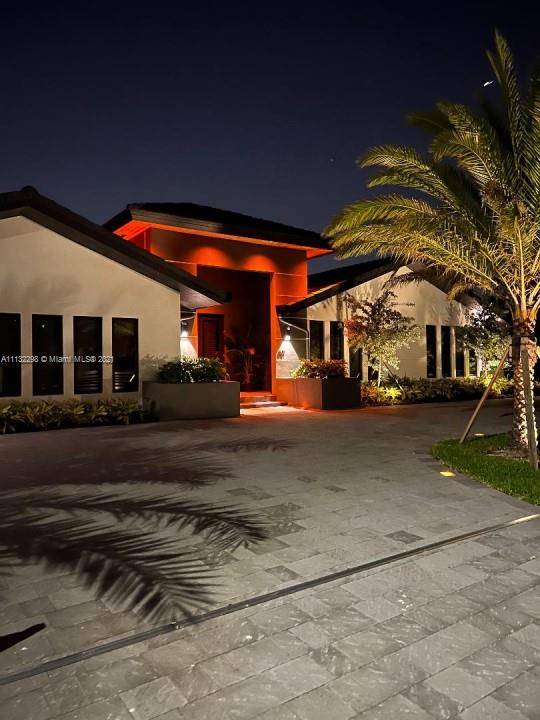 Just hitting the market, property for rent at 801 Diplomat Parkway.