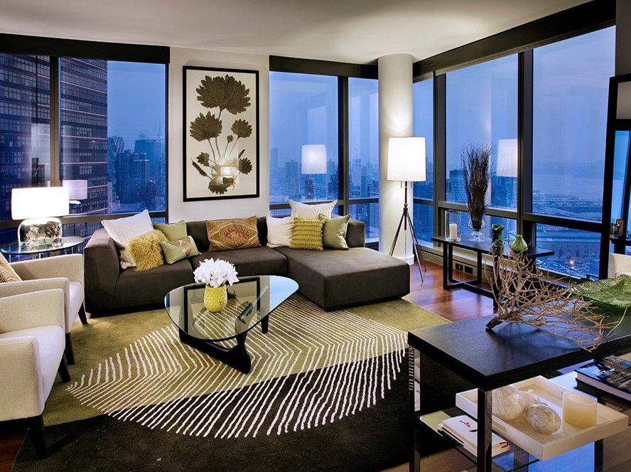 ACT NOW. Secure Your Lease, Get 1 Month FREE Rent amp ; 1 Month OP.