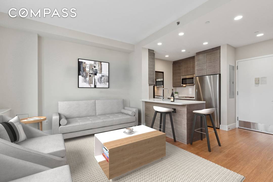 305 W 16th Street 5F in Chelsea offers a truly rare opportunity a high floor one bedroom with iconic Empire State Building views, positioned within a modern, boutique building.