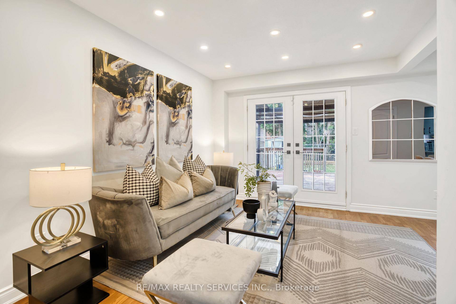 Look NO further ! ! ! Don't miss this gem in the neighbourhood.