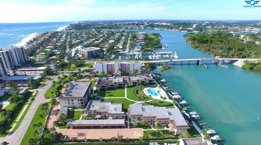 Deeded Beach Access, Heated pool, Kayak, and Paddleboard out the back door.