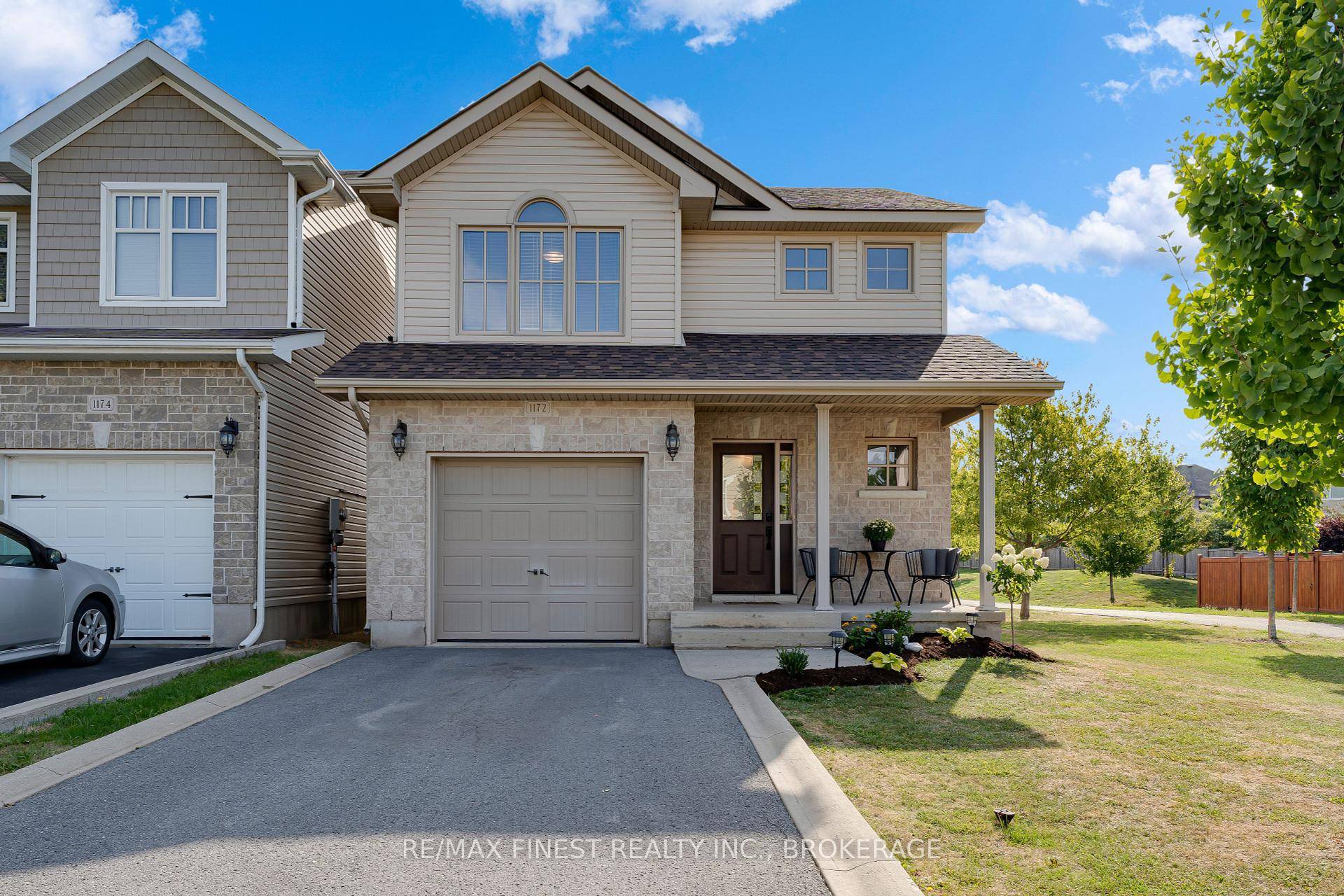 Discover the perfect blend of comfort and lifestyle in this wonderfully maintained 3 bedroom, 4 bathroom home, set in a highly desirable neighbourhood.