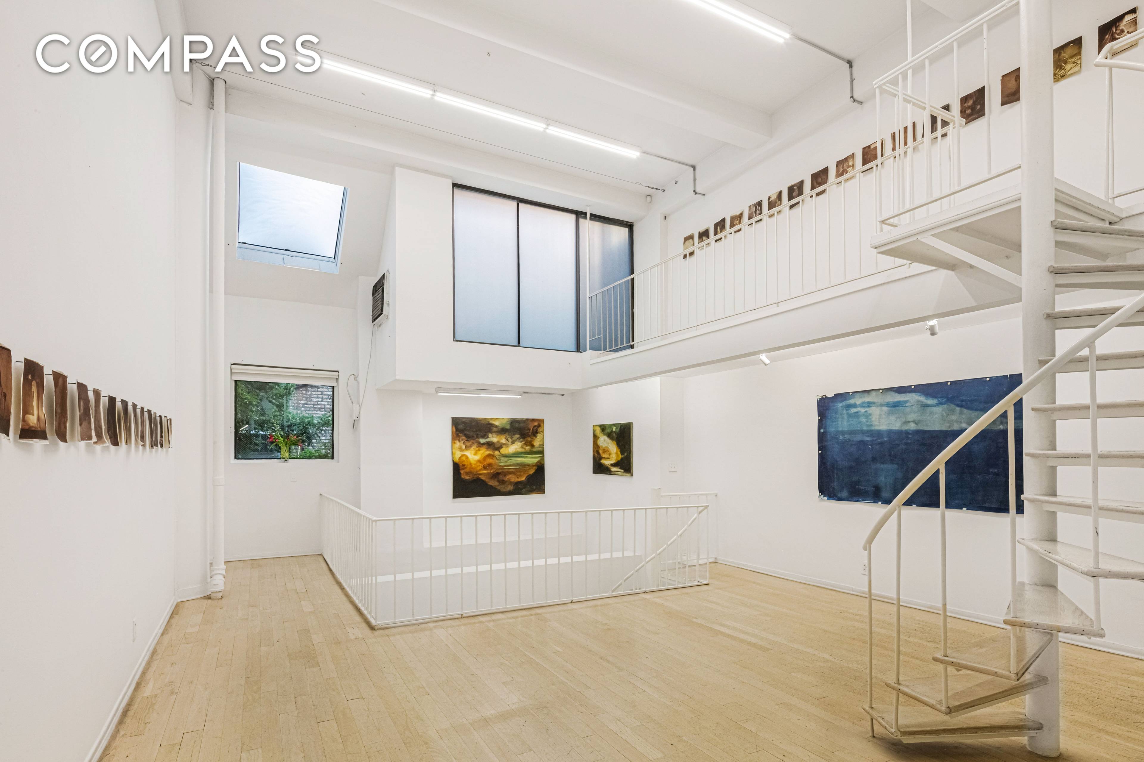 Your Chelsea Triplex Oasis Awaits Live, Create, and Thrive Discover an exceptionally creative residential triplex loft in the heart of Chelsea's vibrant gallery district a space as unique and inspiring ...