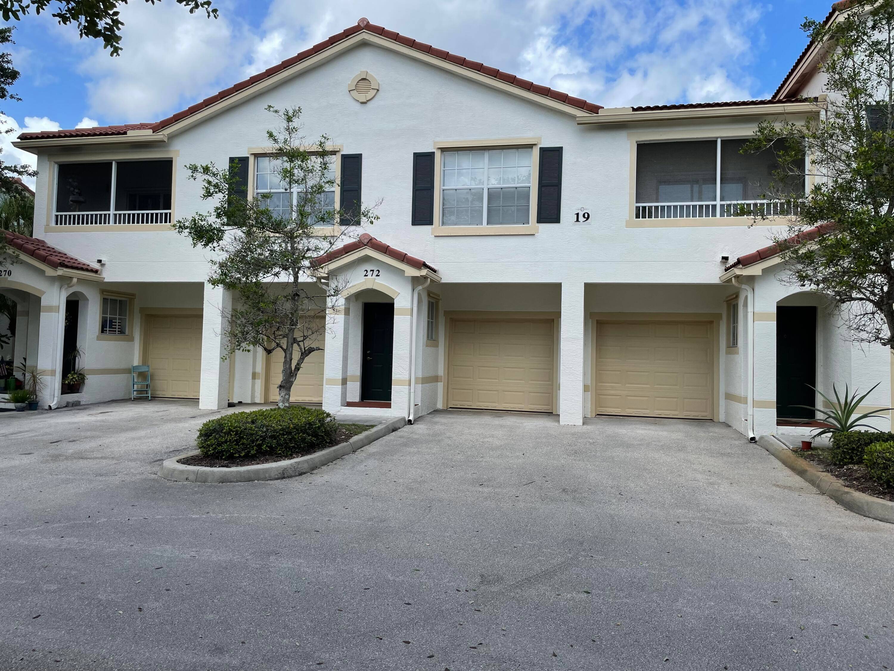 Charming 2 Bedroom Home in a Beautiful Gated Community with Top Notch Amenities.