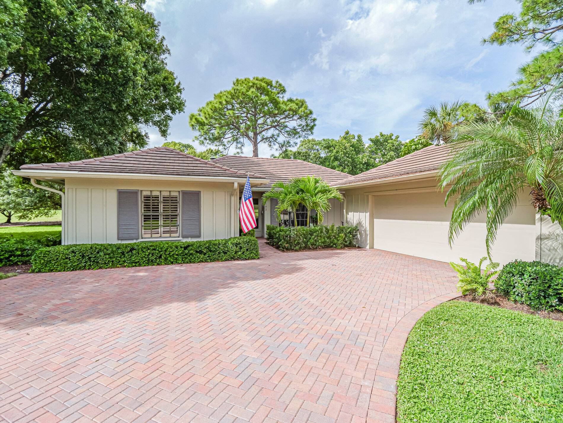 Nothing else compares to this quaint, unique, golf villa enclave of free standing residences with its own community pool, tennis pickleball courts in Bent Pine Golf Country Club !