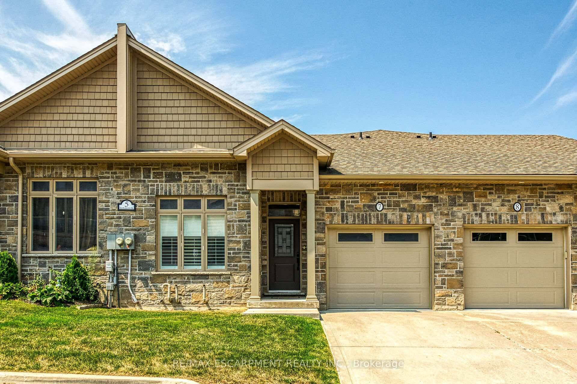 Stunning 2019 blt bungaloft sit.
