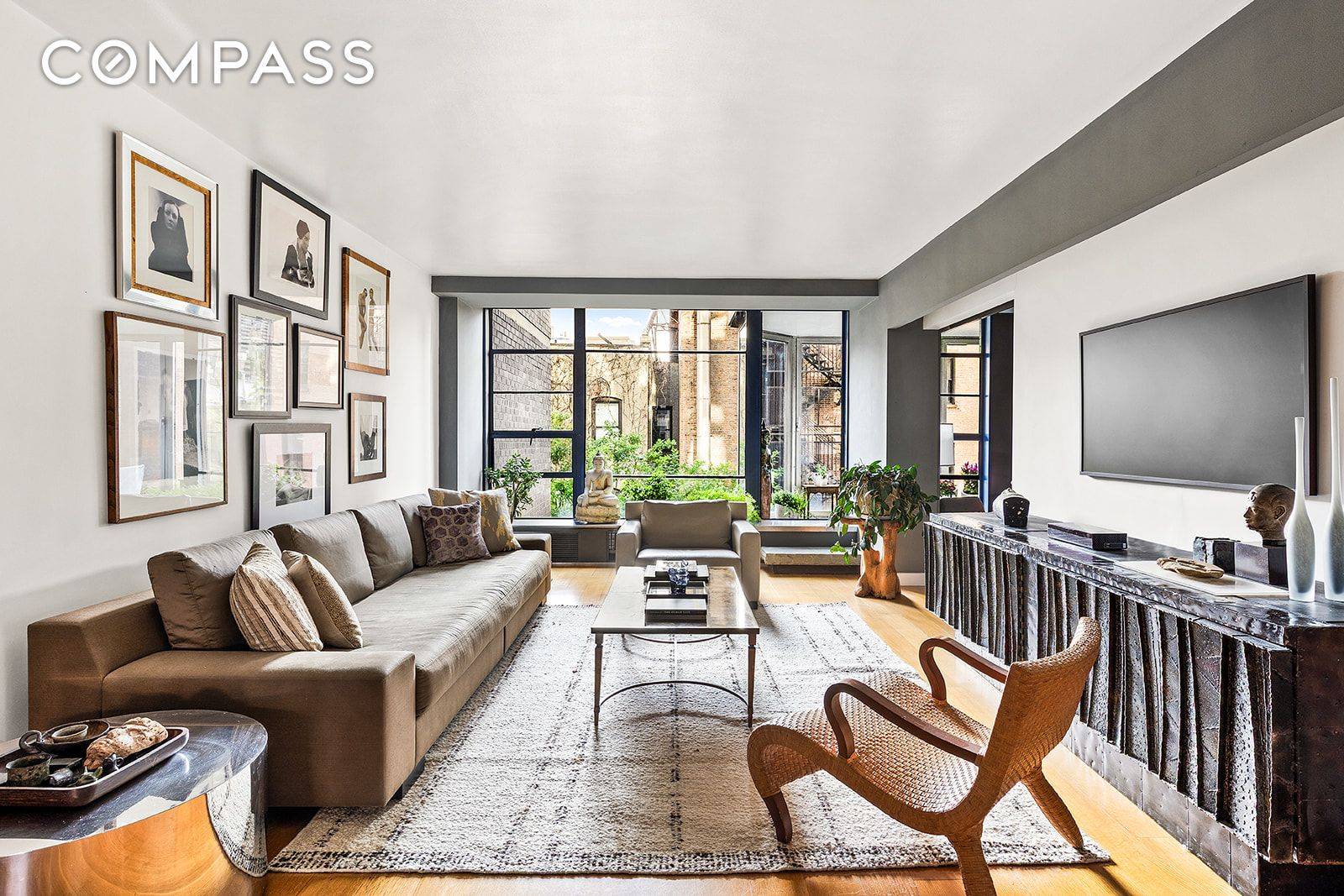Welcome to apartment 6G in the Butterfield House, one of the most sought after lines in this mid century modern landmarked building.