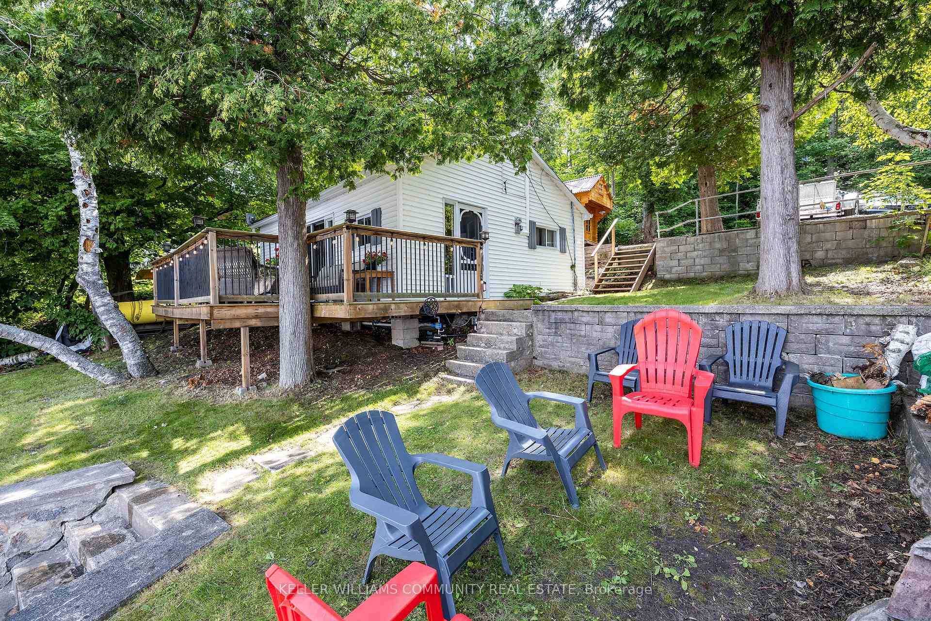 Affordable, peaceful, and packed with potential, this lakeside cottage is your chance to own a slice of paradise without breaking the bank !