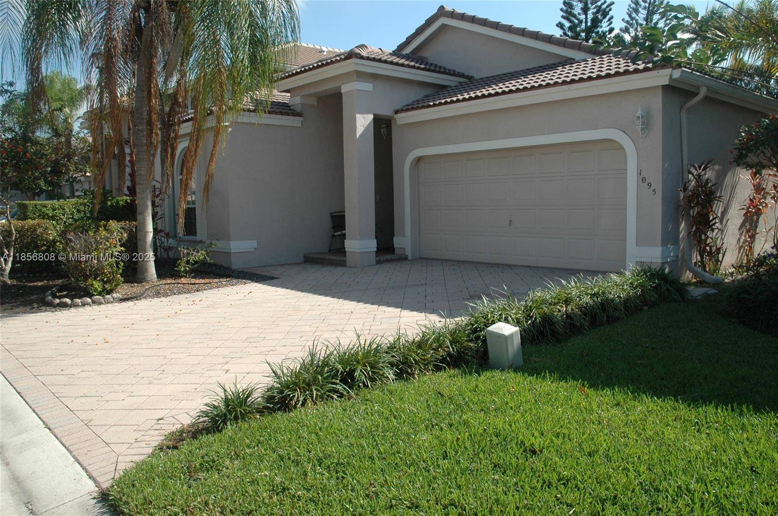 Beautifully maintained three bedroom two bath two car garage located in a very desirable neighbourhood of North Broward located close to shopping and major transportation arteries.