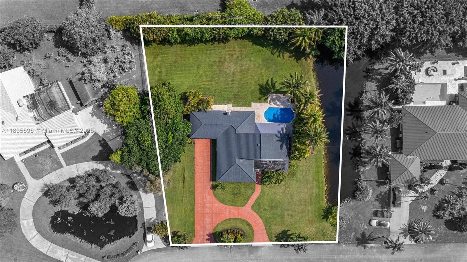 Claim Your Piece of Paradise in Davie !