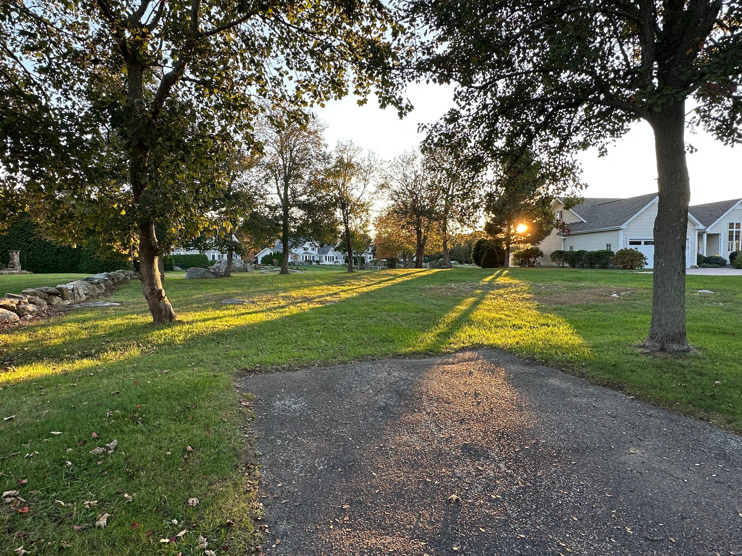 Discover the rare opportunity to build your dream home on Mason's Island one of coastal Connecticut's most sought after communities.