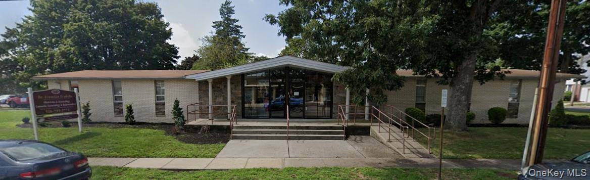 Turn Key Medical Office Space Available In Prime Massapequa Location On North Broadway.