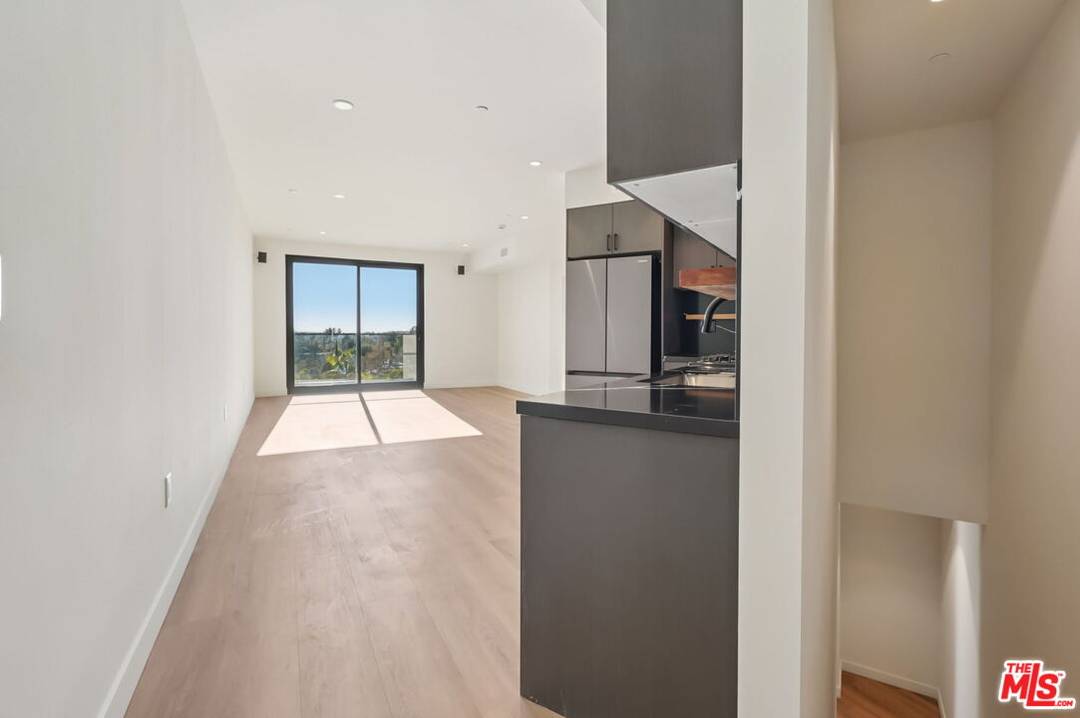 1110 S Spaulding Ave 3BR La