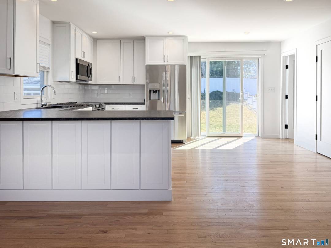 This bright and sunny 3 bedroom, 2.