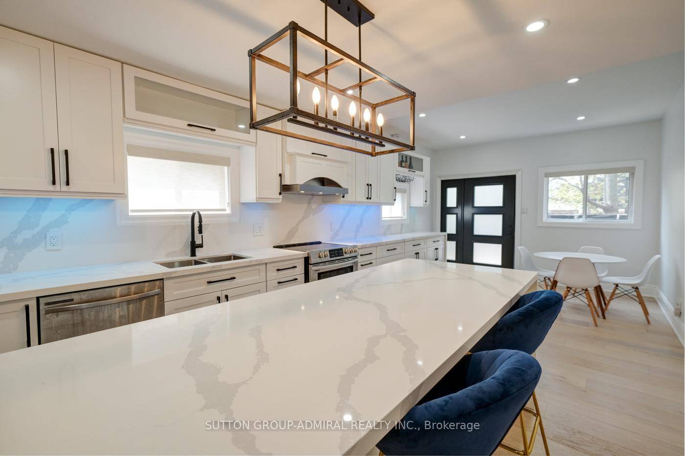 Live And Work In One of Toronto's Most Vibrant and Sought After Neighborhoods !