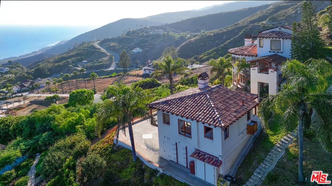 4240   Avenida De La Encinal 6BR Malibu La