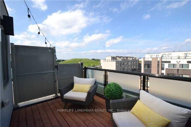 Experience vibrant living in this sought after Mattamy community, perfectly situated just steps from 300 acres of lush parkland, shops, schools, TTC GO transit, sports facilities, and family friendly events.