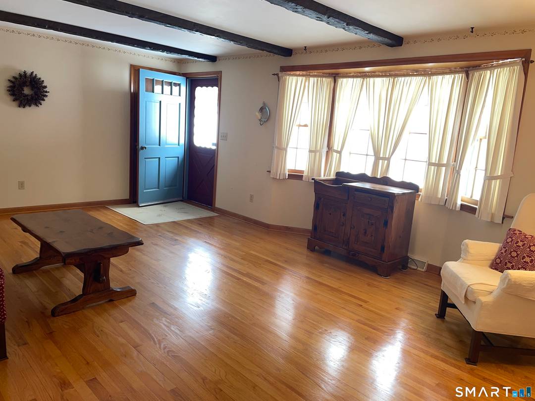 Well Maintained Ranch in quiet neighborhood with Wallingford Electric !