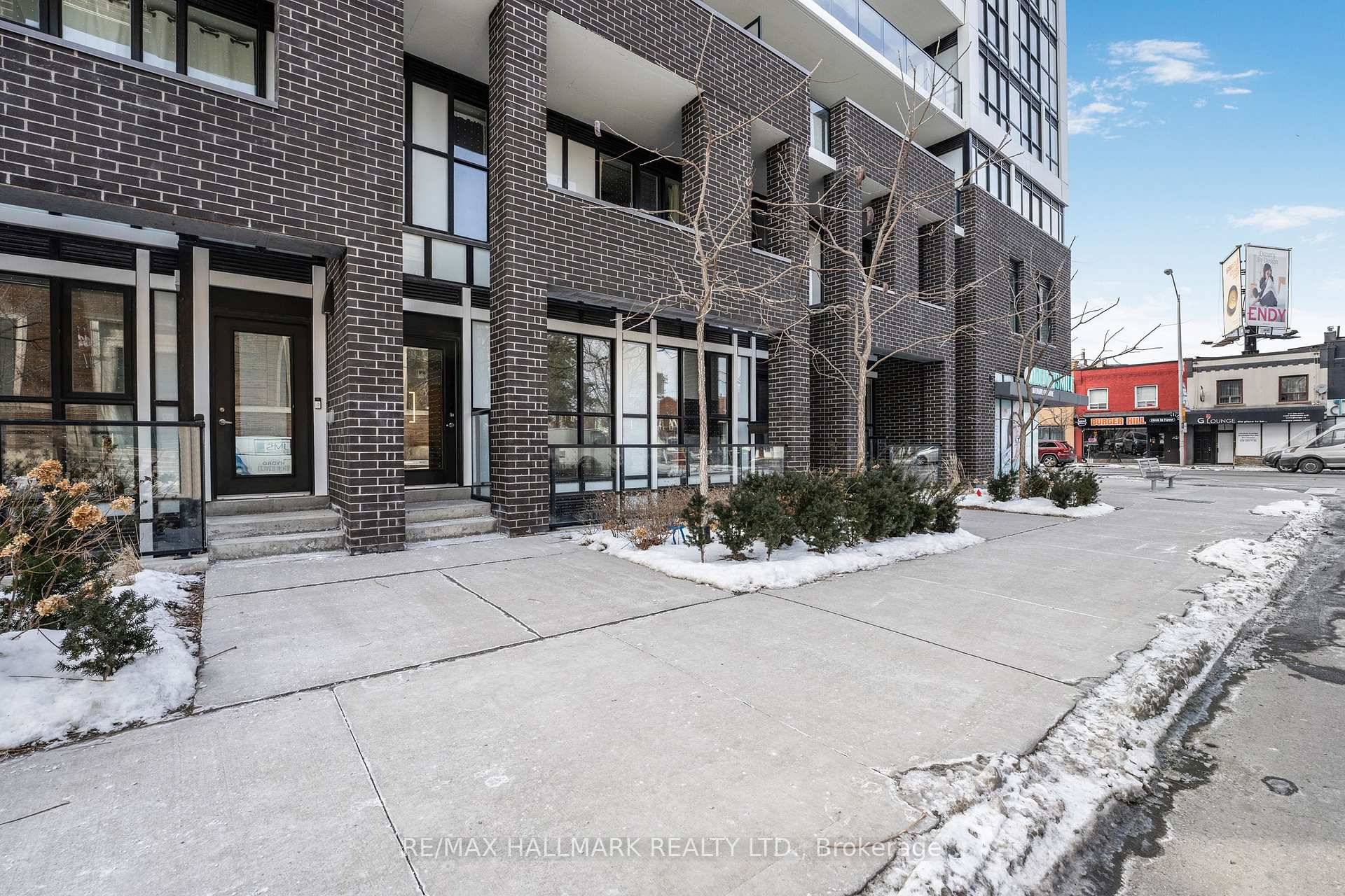 Rarely offer ground unit condo with direct entry via residential street at Canvas Condos !