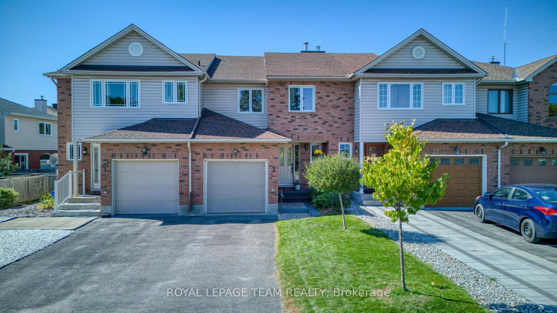 Tucked away on a quiet cul de sac in Bridlewood, this rarely offered townhome enjoys a truly unique setting with no front or rear neighbours.