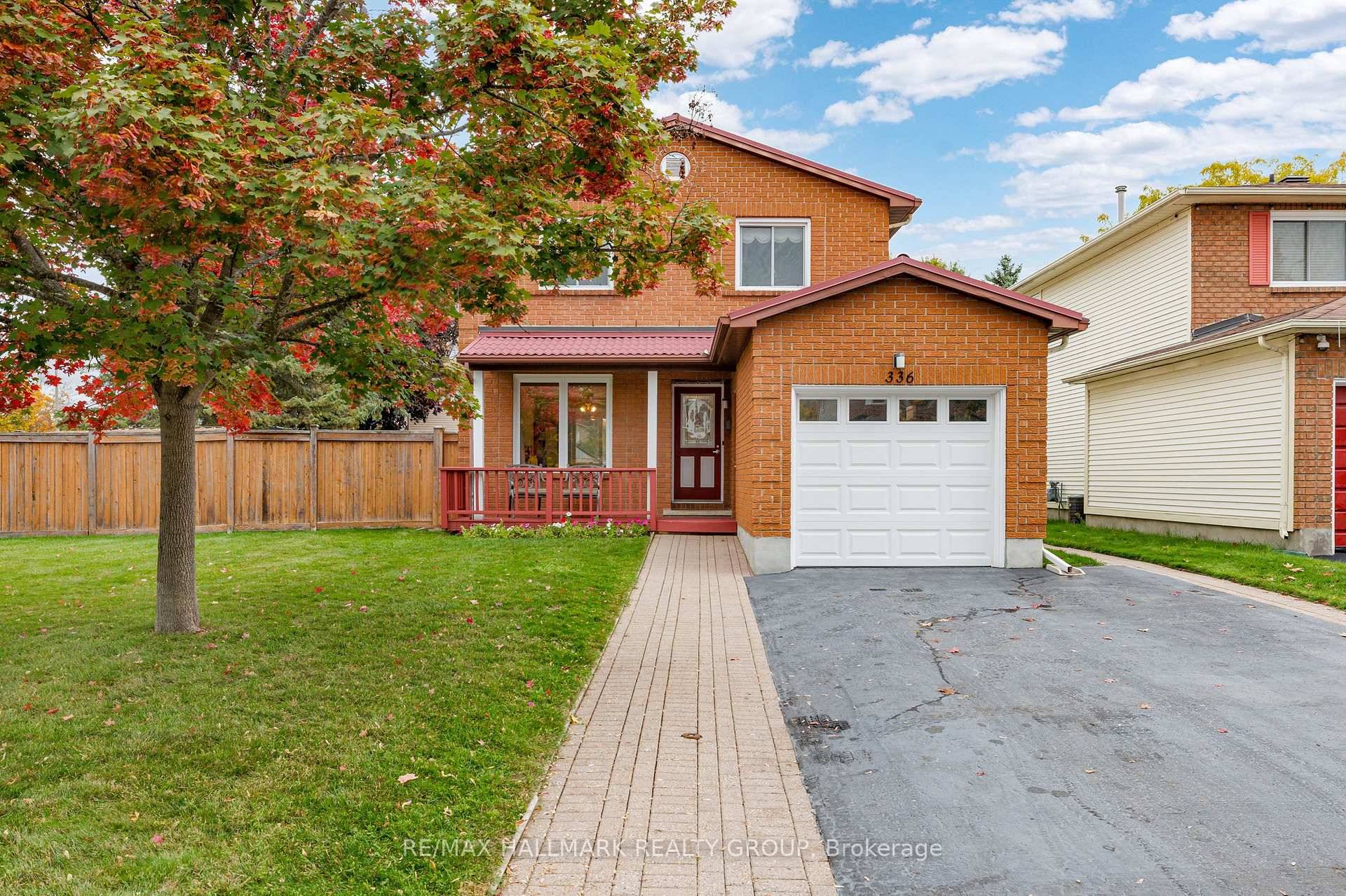 Beautifully maintained 2 storey family home, 3 bedrooms and 3 bathrooms, large corner lot 58.