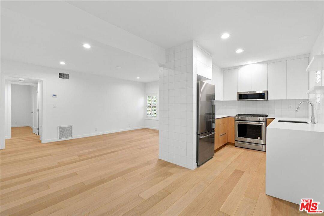 612 Huntley Dr 2BR Sunset Strip La