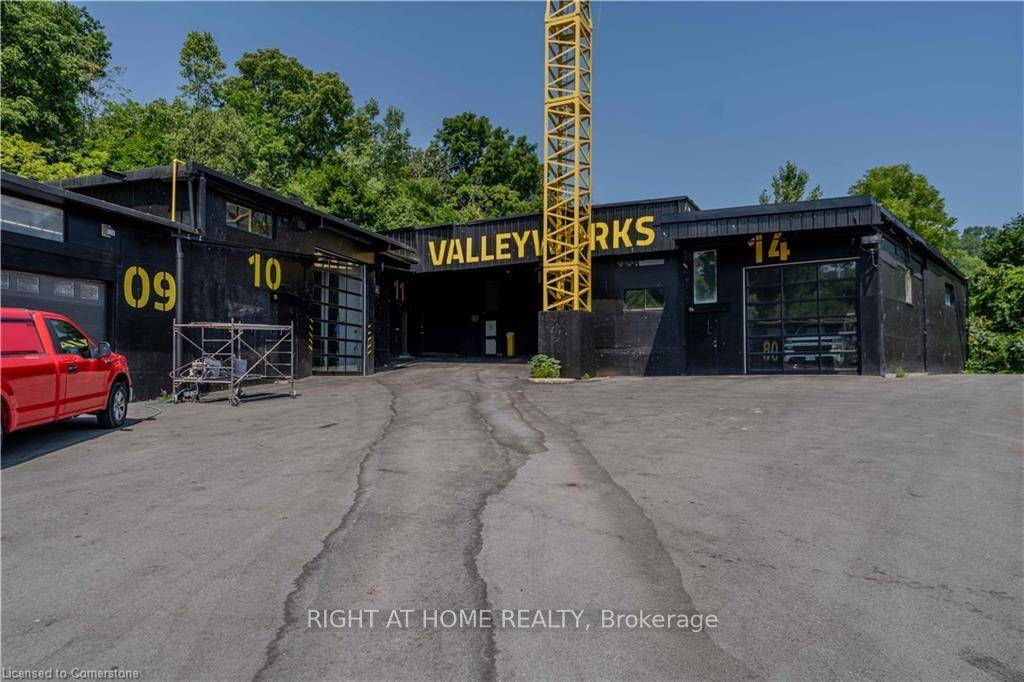 Welcome to Dundas Valleyworks !