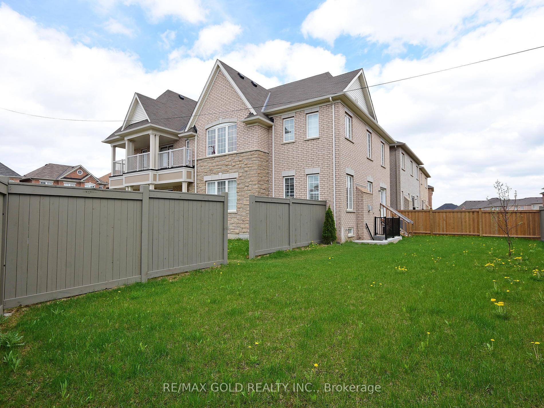 Absolutely Stunning Lower Portion For Rent.