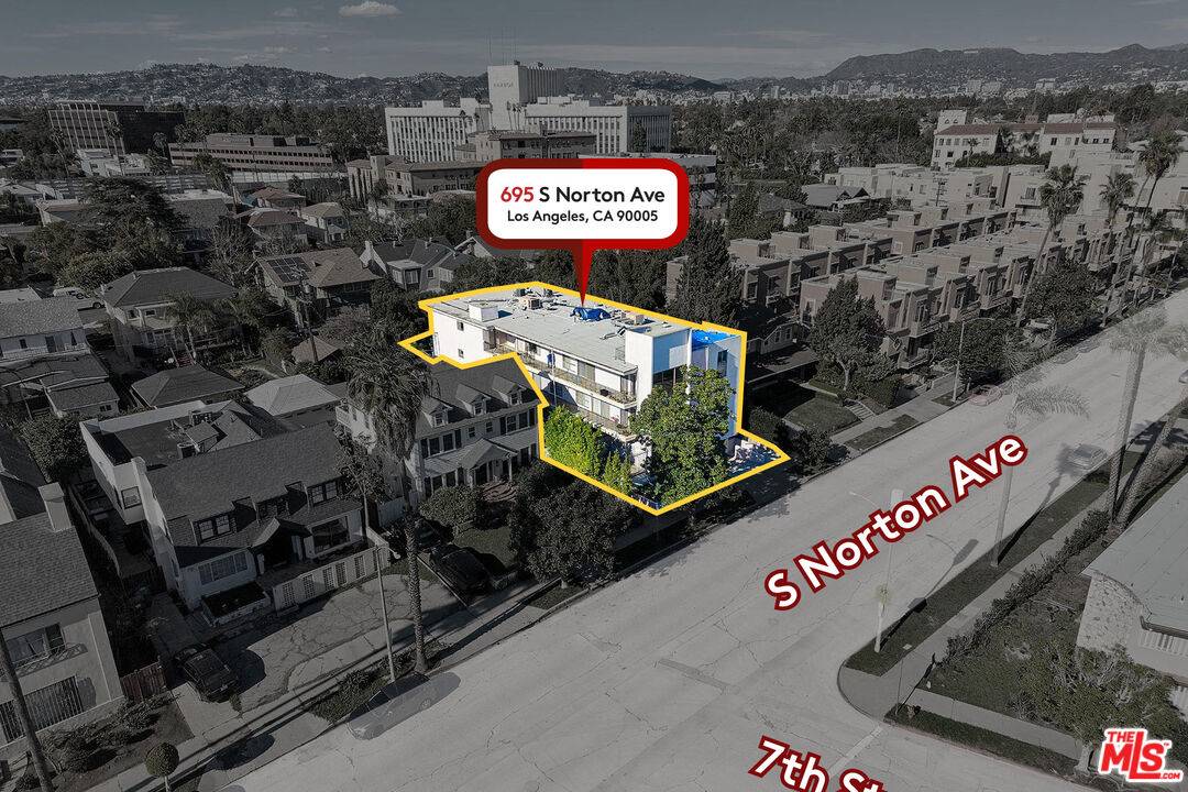 695 S Norton Ave 18BR Hancock Park La