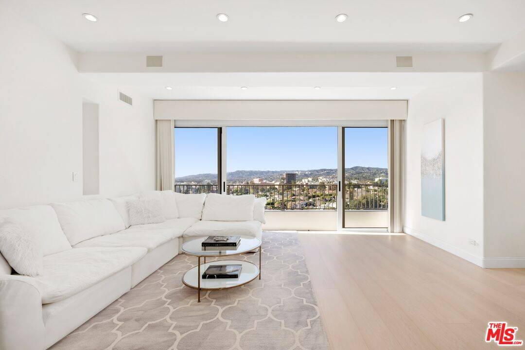 10501 Wilshire Blvd 2BR Westwood La