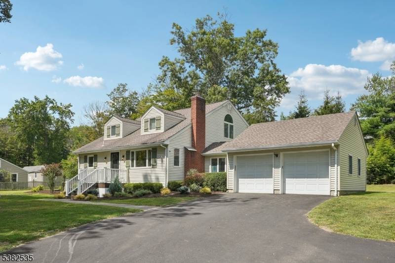 Welcome to this beautifully maintained 3 bedroom, 2 bathroom home that's truly move in ready.