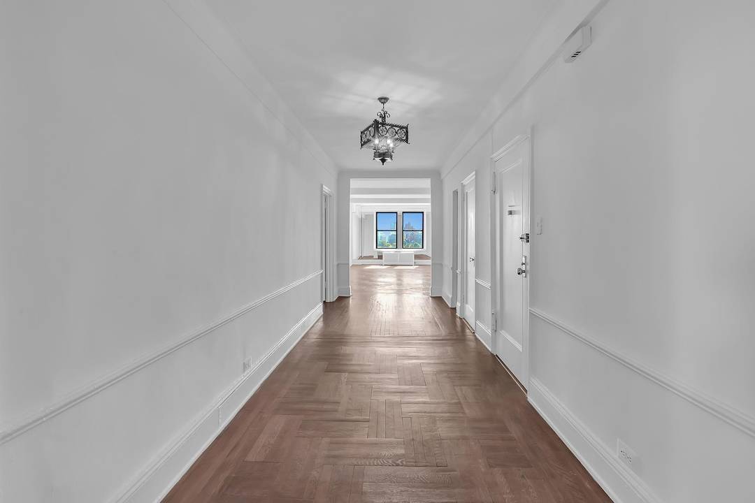 WELCOME HOMEAptly situated across from Central Park, this large 2 bedroom, 2 bathroom pre war condominium gem at 327 Central Park West, 16B offers timeless character and a lifestyle of ...